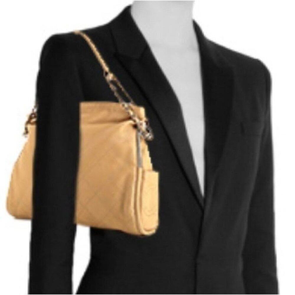 CHANEL Tan Hobo Bag - Picture 3 of 16